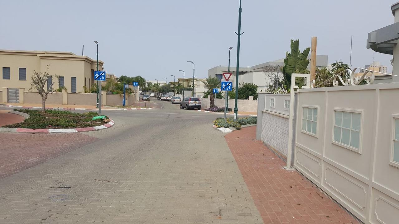 Regina'S Place Or Akiva Exteriér fotografie