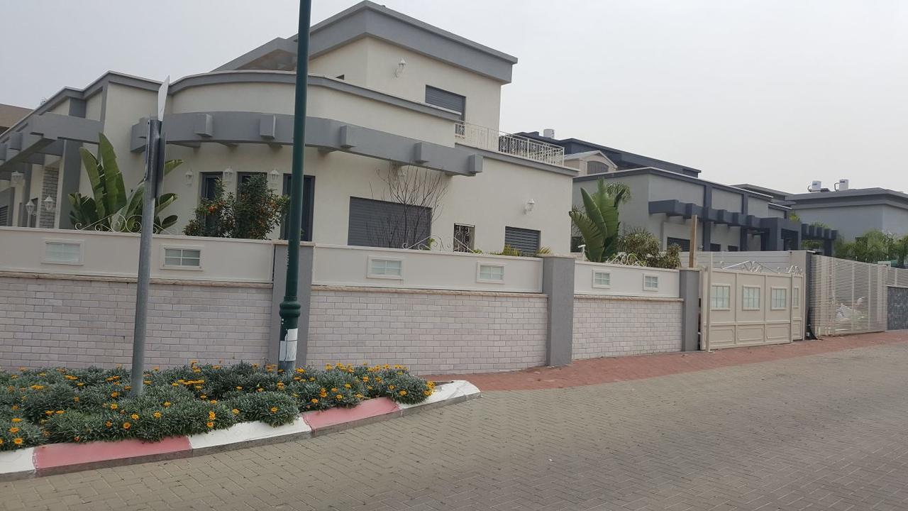 Regina'S Place Or Akiva Exteriér fotografie