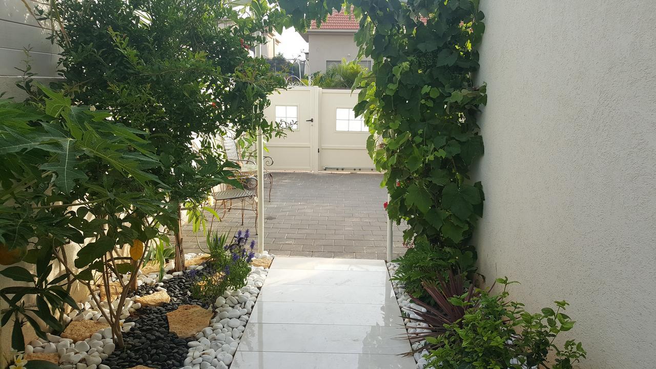 Regina'S Place Or Akiva Exteriér fotografie
